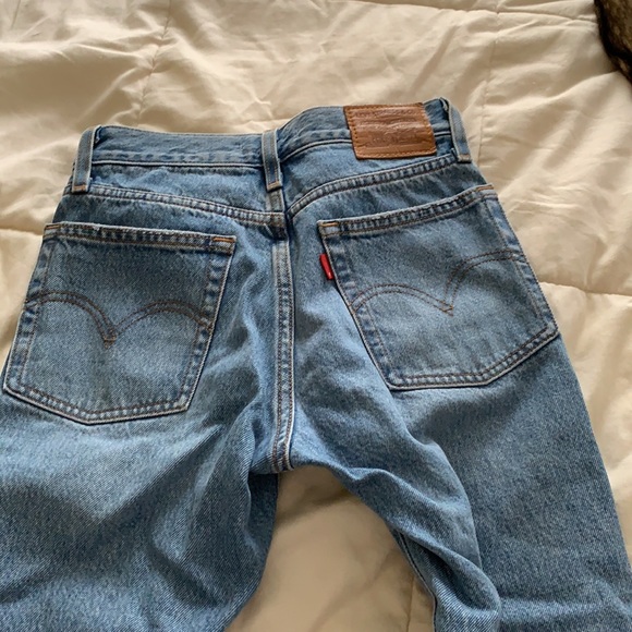 Levi’s Wedgie 23 like new - Picture 4 of 5